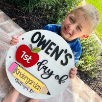 Personalised First/100th/Last Day of School Interchangeable Back to School Sign Prop For Kids Gift Ideas